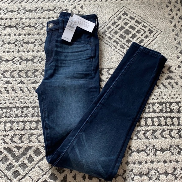 American Eagle Outfitters Denim - American Eagle the Dream Jean!